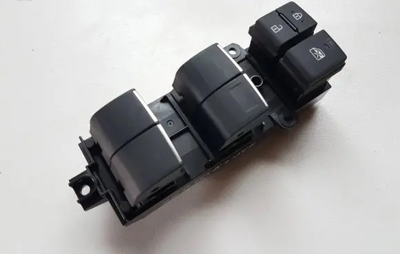Toyota RAV 4 (XA50) Electric window control switch 8404042090