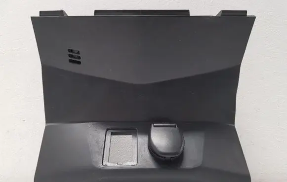 Nissan X-Trail T32 Other center console (tunnel) element 681R14CC0A 681T4CC0A