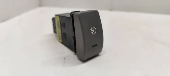 Fog light switch