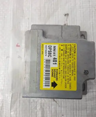 Mitsubishi Grandis Airbag control unit/module MN141401 W2T62674