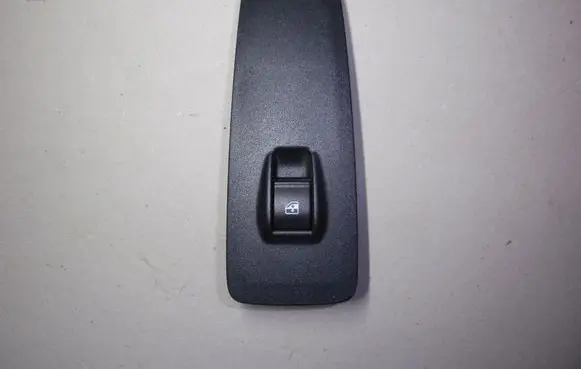 Peugeot Boxer Electric window control switch 07355329060 30170575