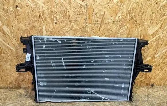 Iveco Daily 5th gen Coolant radiator 8A4760000IVECO 8A4760000