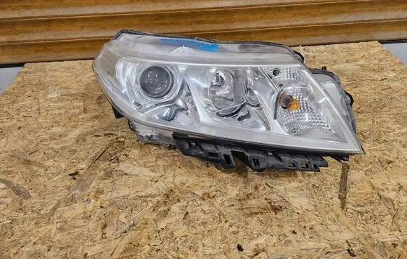 Suzuki Vitara (LY) Headlight/headlamp 10018098