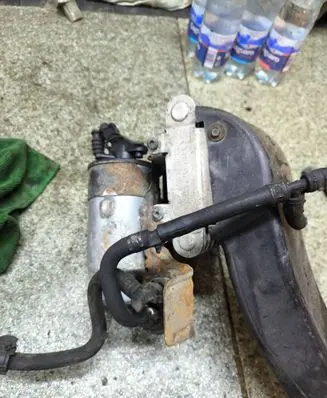 BMW 5 E39 Fuel cooler (radiator) KH129623000