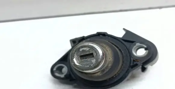 BMW 7 E65 E66 Tailgate exterior lock 