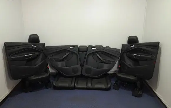 Seat set
