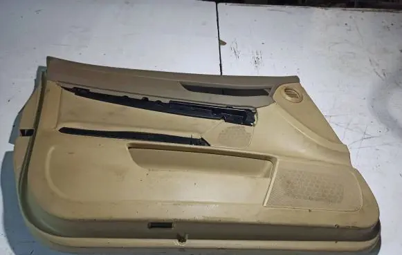 Audi A6 S6 C6 4F Front door card panel trim 4F1867105 4F2867106
