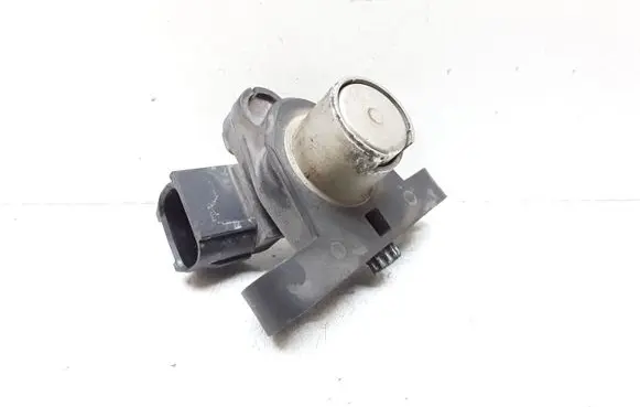 Volvo V70 Crankshaft position sensor 30637803