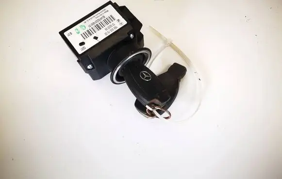 Mercedes-Benz B W245 Ignition lock 1699051500 10020599