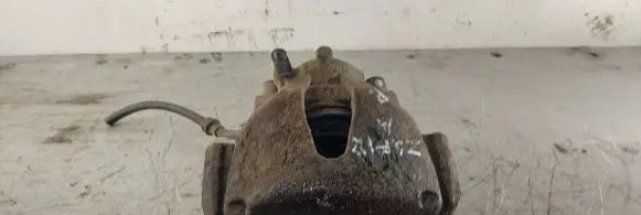Opel Zafira A Front brake caliper