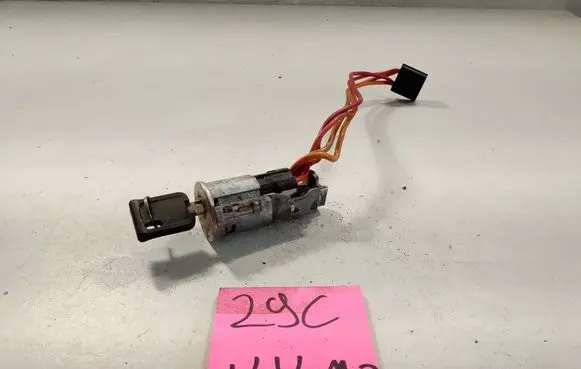Renault Master II Ignition lock 7701038365