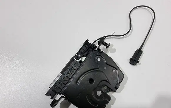 BMW X1 E84 Tailgate/trunk/boot lock/catch/latch 912781106 51247200511 16367210