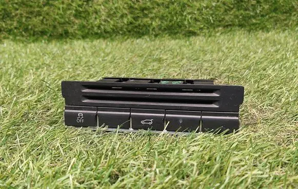 Traction control (ASR) switch