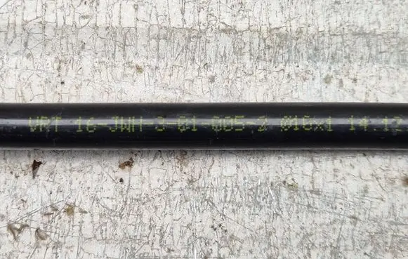 Jeep Grand Cherokee (WK) Fuel return line/hose 16JWH3010052