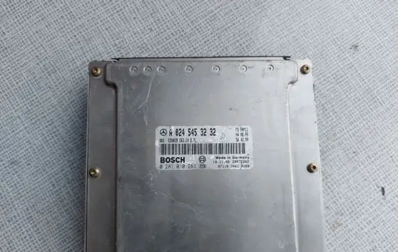 Mercedes-Benz ML W163 Engine control unit/module A0245453232