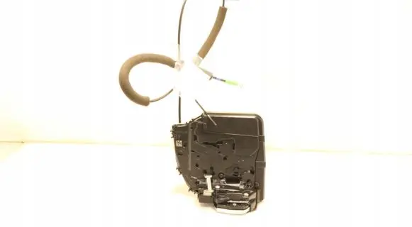 Lexus LX 570 Rear door lock 