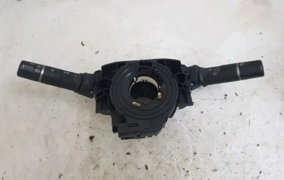 Mazda 2 Wiper turn signal indicator stalk/switch DF7166120A DF7166122 DF7166128