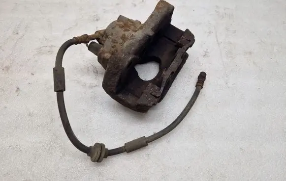 Volkswagen Transporter - Caravelle T5 Front brake caliper 