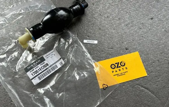 Nissan Patrol Y61 Fuel pump relay 17051EC00B