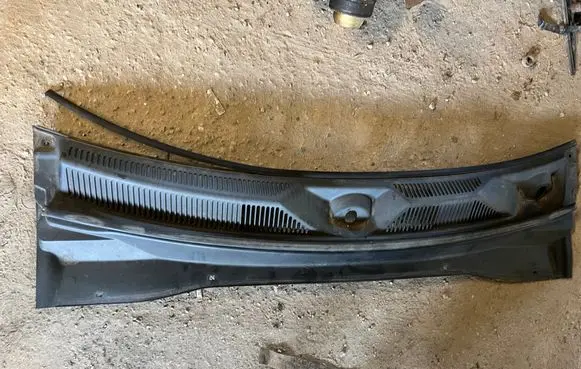 Wiper trim