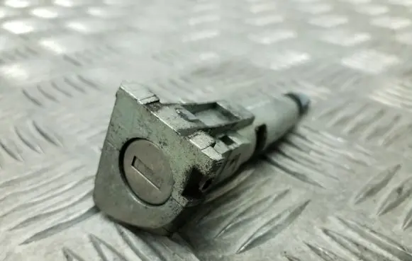 Skoda Superb B6 (3T) Front door lock (next to the handle) 3T0837168B