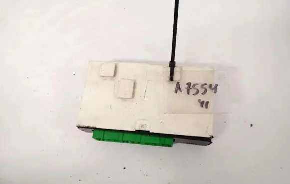 Volvo S40, V40 Alarm control unit/module 30889925 mb232300-8451