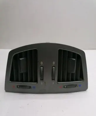 BMW 7 E65 E66 Rear air vent grill 64227002395
