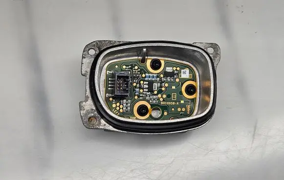 Renault Koleos II Xenon control unit/module B010958A