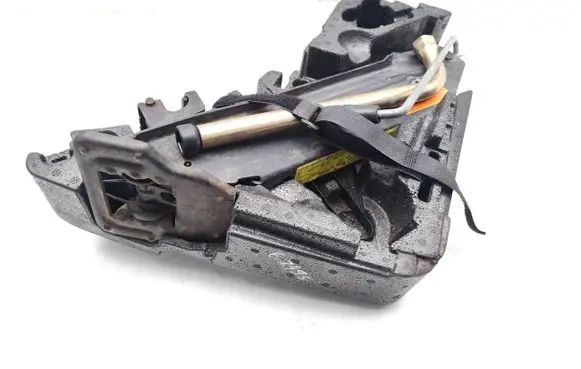 Audi Q7 4L Lift Jack 4L0012112C 7L0011031H