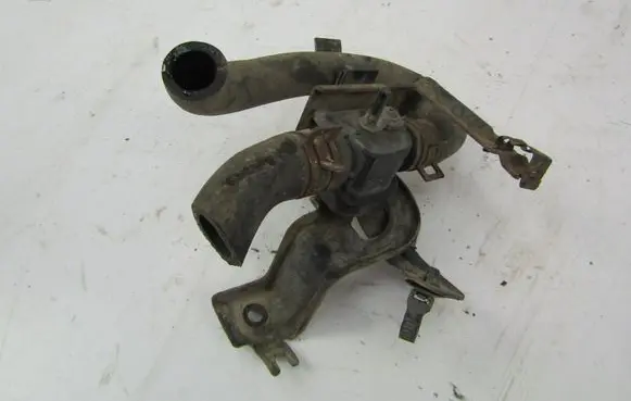 Honda CR-V Coolant heater control valve 