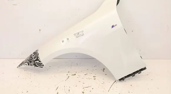 BMW 4 G22 G23 G24 G26 Fender 9466095MWGKA96 9466095