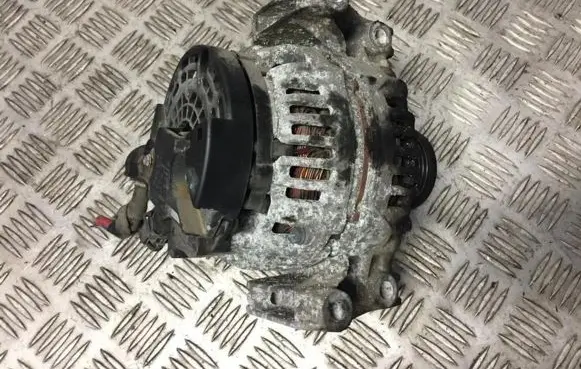Opel Vectra C Generator/alternator 24455913 0124415026