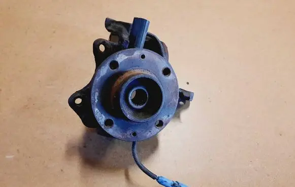 Citroen DS3 Front wheel hub spindle knuckle