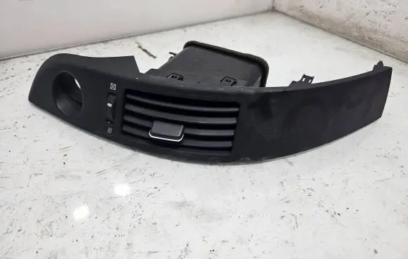 Dashboard side air vent grill/cover trim