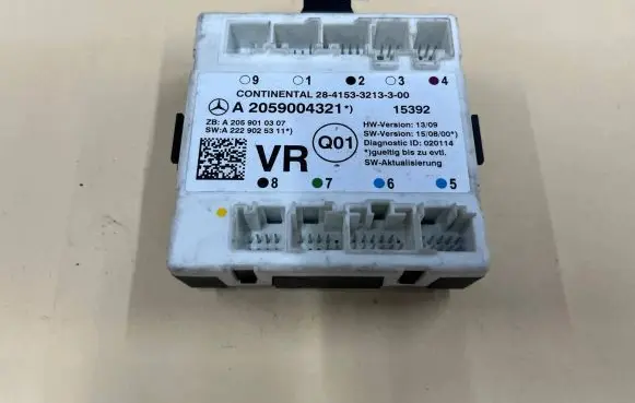 Mercedes-Benz C W205 Door control unit/module A2059004321 A2059010307 A2229025311
