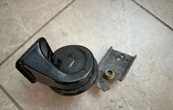 Volkswagen Amarok Horn signal 2H0951101