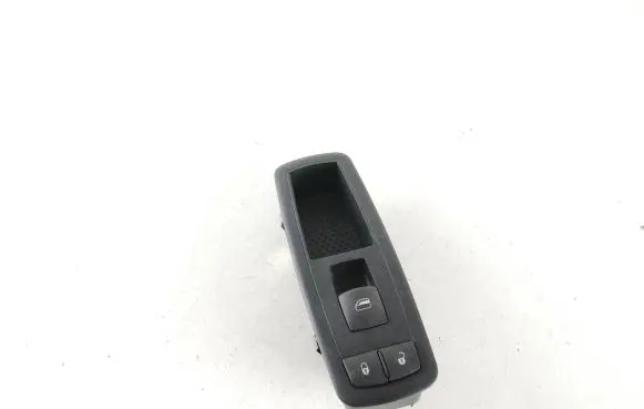 Dodge Nitro Electric window control switch 68029178AA 10001746