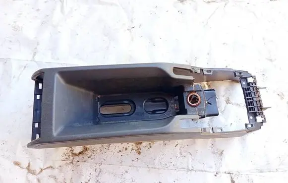 Opel Zafira B Center console 13162600