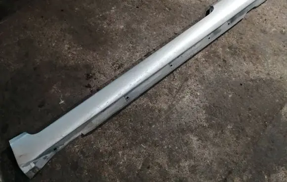Toyota Solara Sill