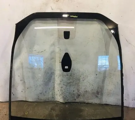 Citroen C4 II Picasso Front windscreen/windshield window 