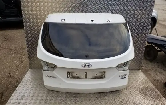 Hyundai i40 Tailgate/trunk/boot lid