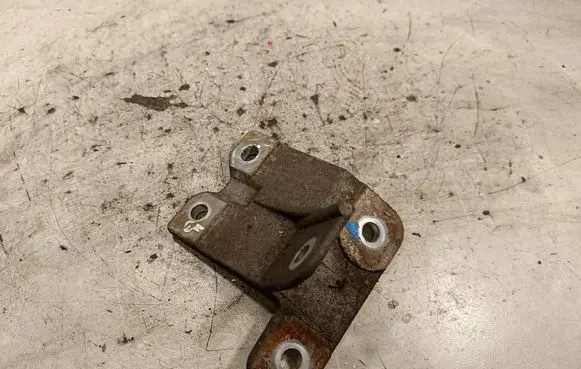 Jeep Grand Cherokee ABS pump bracket 116428