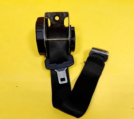 Ford Focus Rear seatbelt 98ABA611B68BR