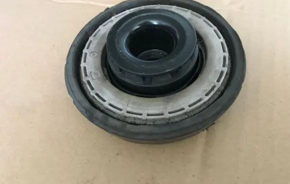 Opel Astra J Front upper strut mount 13505854 13505131