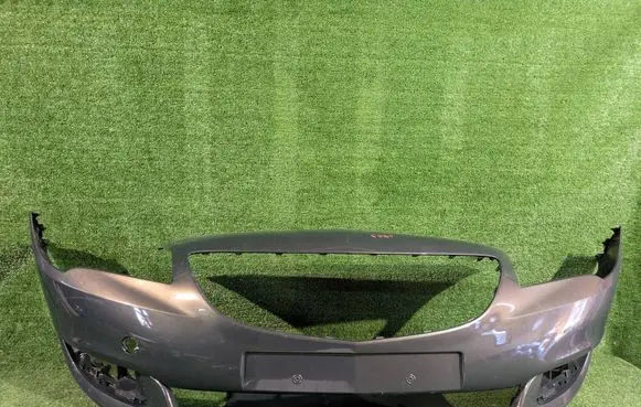 Opel Meriva B Front bumper 13378388