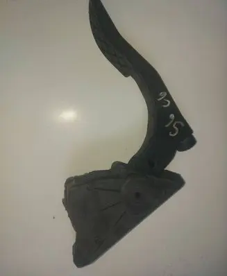 Audi A6 S6 C6 4F Accelerator throttle pedal 4F1723523B