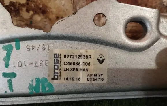 Renault Megane IV Rear door manual window regulator 827212938R