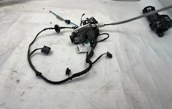 Mercedes-Benz CLA C117 X117 W117 Front door wiring loom A1175400705
