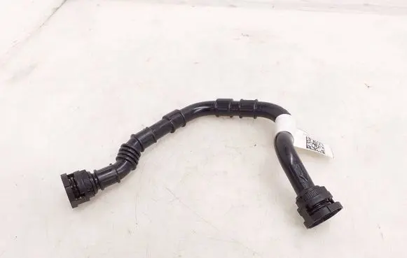 Volkswagen Transporter - Caravelle T6 Breather/breather pipe/hose 04L103493N