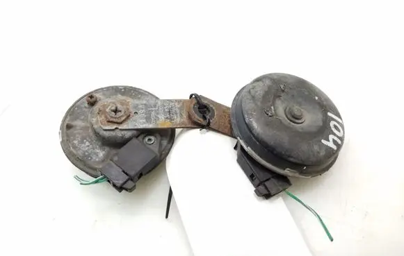Toyota RAV 4 (XA20) Horn signal